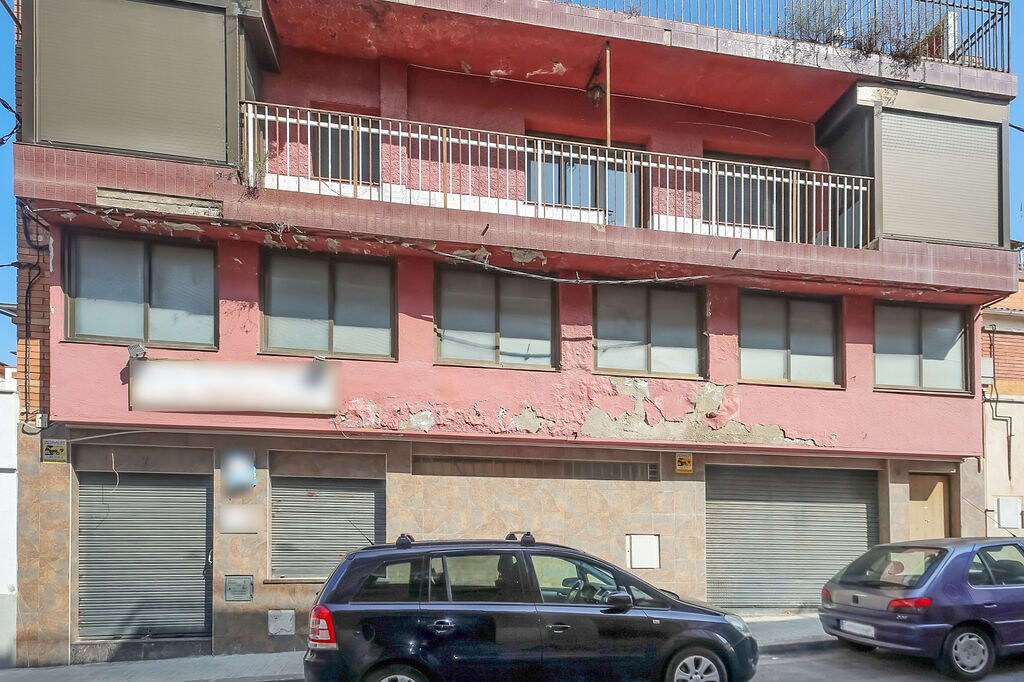 Local en Sabadell, Barcelona en venta Foto principal- Imagen 1 de 28
