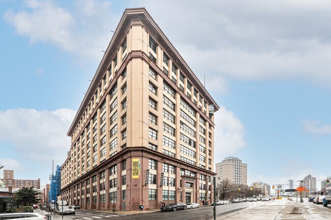 Más detalles de 25 Chapel St, Brooklyn, NY - Oficina, oficina/local en alquiler