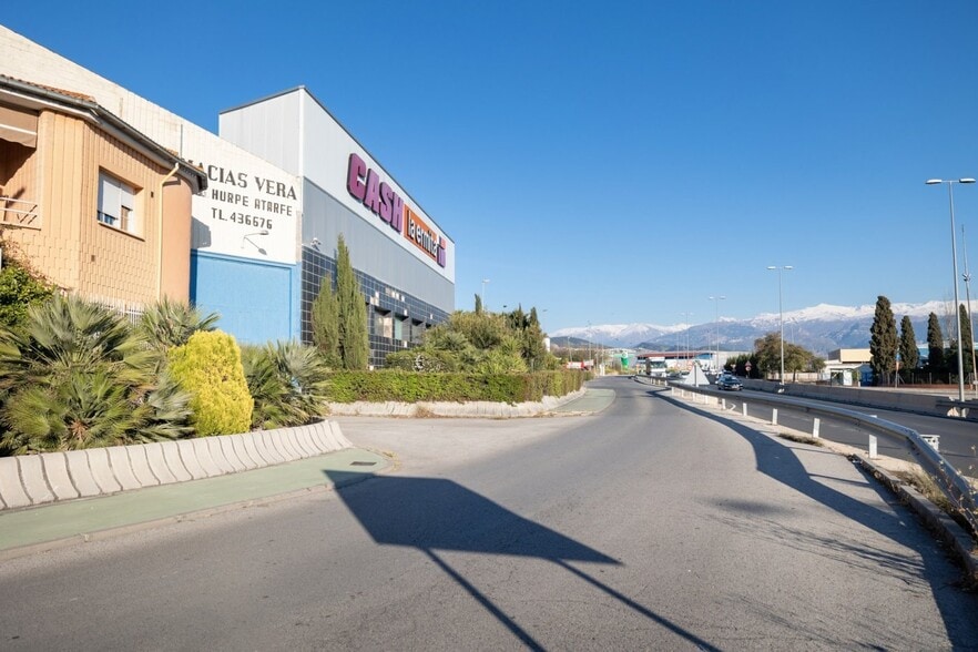 Nave en Atarfe en venta - Foto del edificio - Imagen 2 de 21