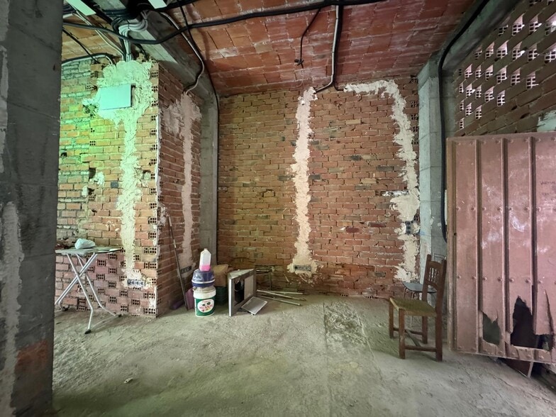 Local en Vélez-Málaga en venta - Foto del edificio - Imagen 3 de 23
