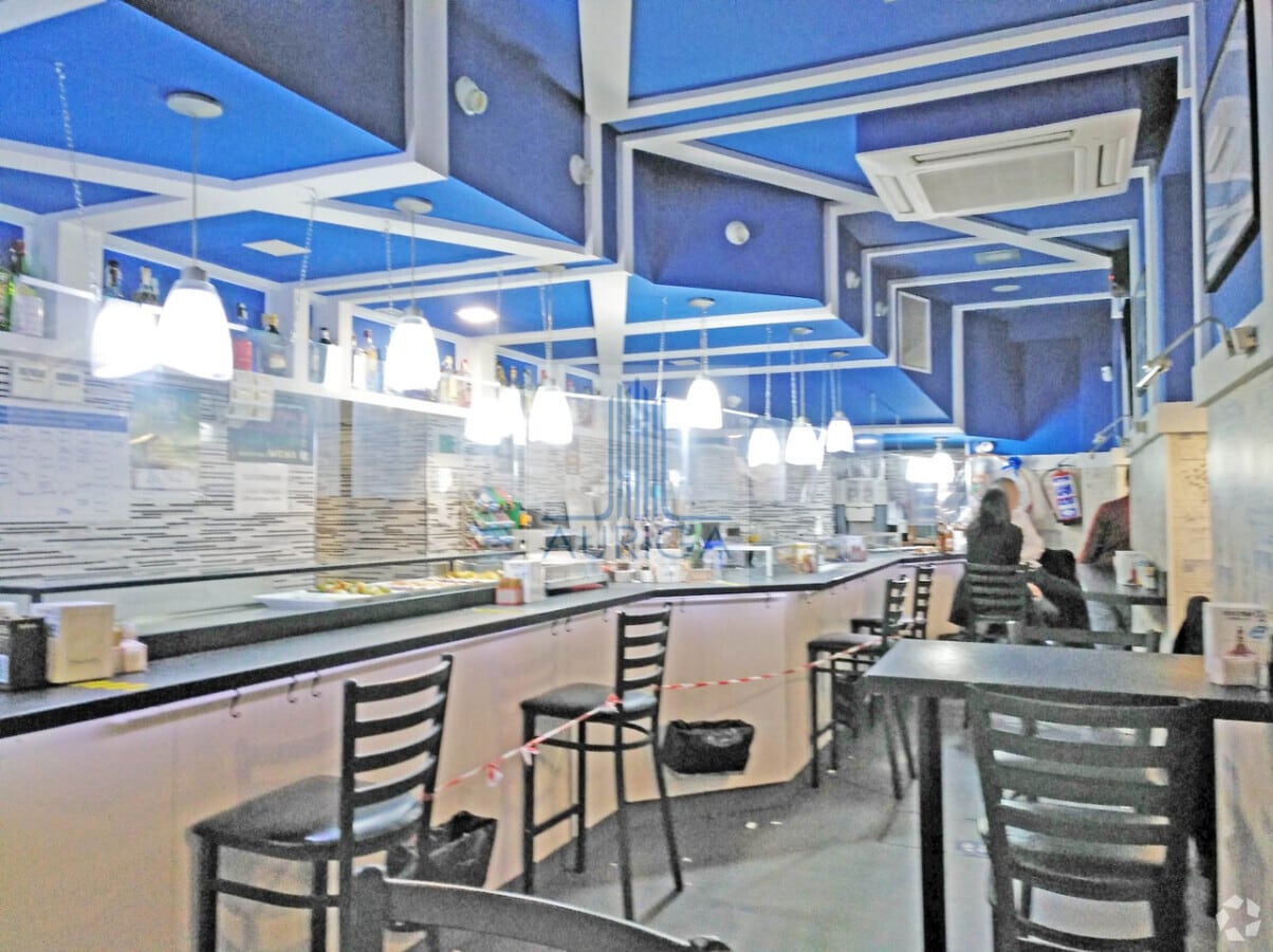 Madrid, MAD 28014 - - - Foto del interior - Image 2 of 5