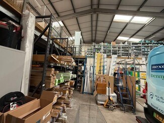 Más detalles de Lees St, Manchester - Nave en alquiler