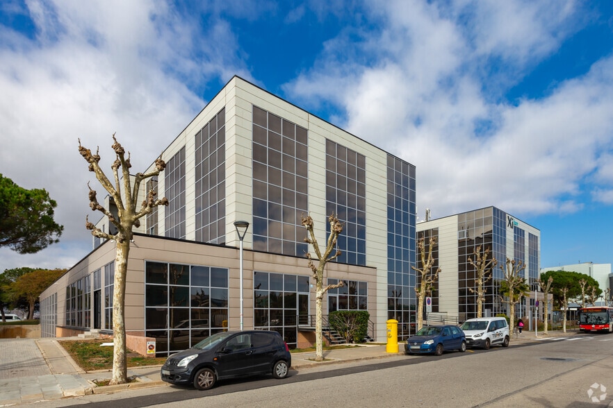 Oficina en El Prat de Llobregat, Barcelona en alquiler - Foto del edificio - Imagen 2 de 4