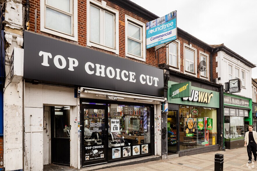 16 Watford Way, London en alquiler - Foto del edificio - Imagen 2 de 2