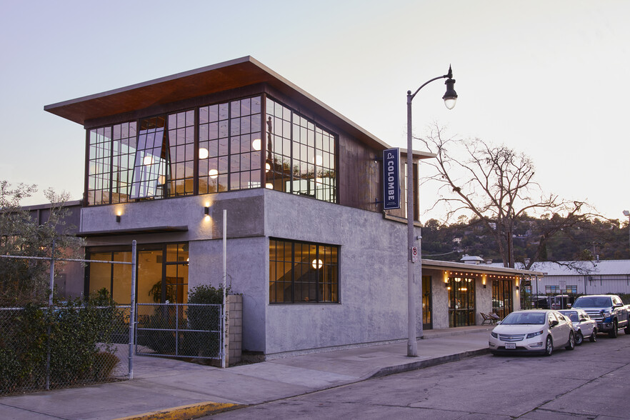 2820 Newell St, Los Angeles, CA en alquiler - Foto del edificio - Imagen 1 de 19