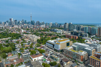 1025 Queen St W, Toronto, ON - VISTA AÉREA  vista de mapa