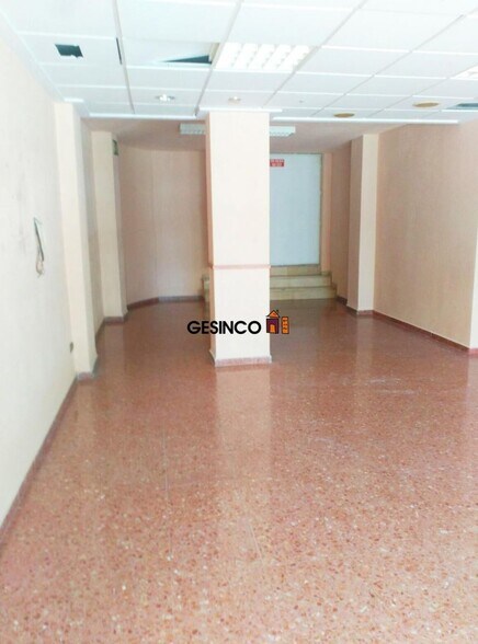 Local en Ontinyent, Valencia en alquiler - Foto del edificio - Imagen 3 de 6