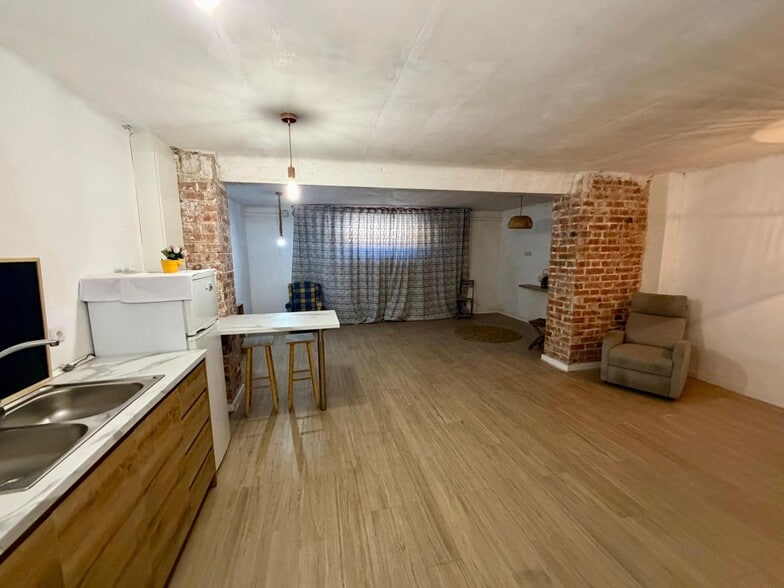 Edificio residencial en Montcada i Reixac, Barcelona en venta - Foto del interior - Imagen 1 de 4