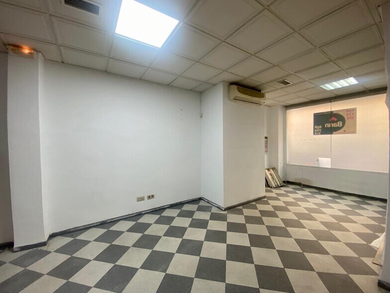 Local en Córdoba, Córdoba en venta - Foto del edificio - Imagen 2 de 5