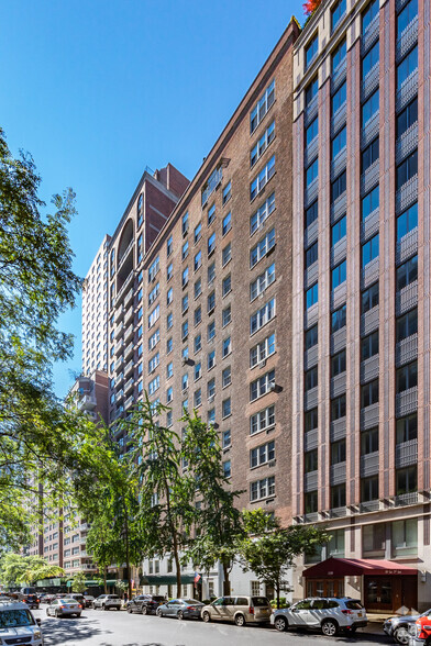 342 E 72nd St, New York, NY en venta - Foto del edificio - Imagen 2 de 14