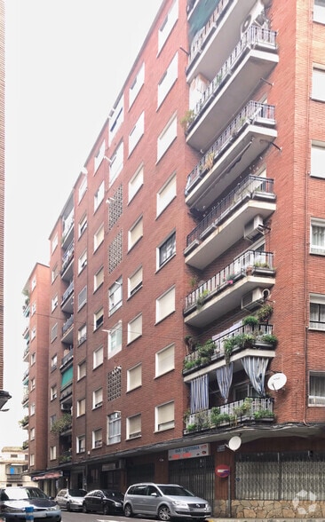 Calle Conde Peromoro, 1, Talavera de la Reina, Toledo en venta - Foto del edificio - Imagen 2 de 3