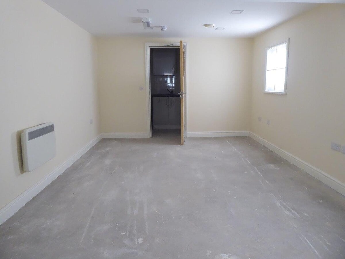 4 London Rd, Crowborough, ESX TN6 2TT - Unidad 1 & 2 - - Foto del interior - Image 1 of 3