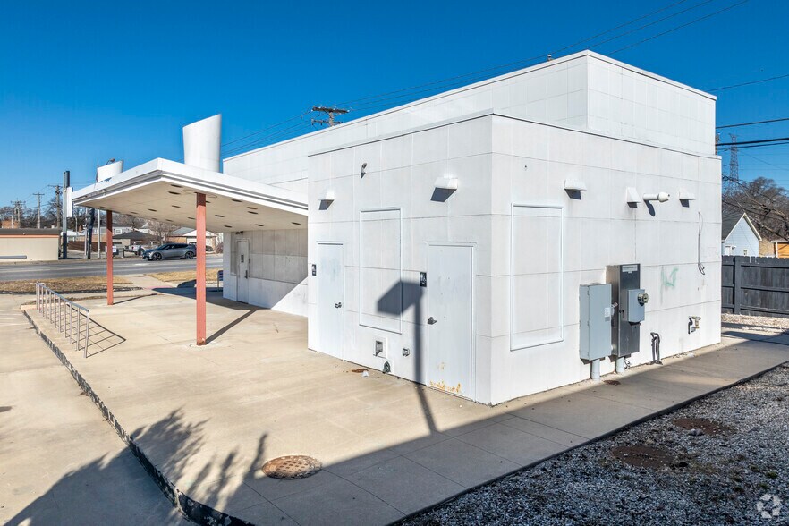 4019 Saint Charles Rd, Bellwood, IL en venta - Foto del edificio - Imagen 1 de 1