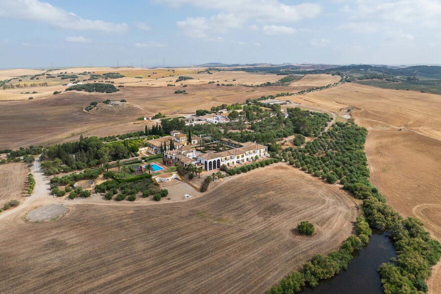 Carretera las Cabezas-Villamartin, Km 13, Las Cabezas De San Juan, Sevilla en venta - Foto del edificio - Imagen 3 de 63