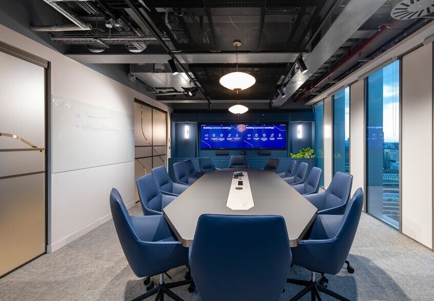 103-105 Bunhill Row, London en alquiler - Foto del edificio - Imagen 3 de 79