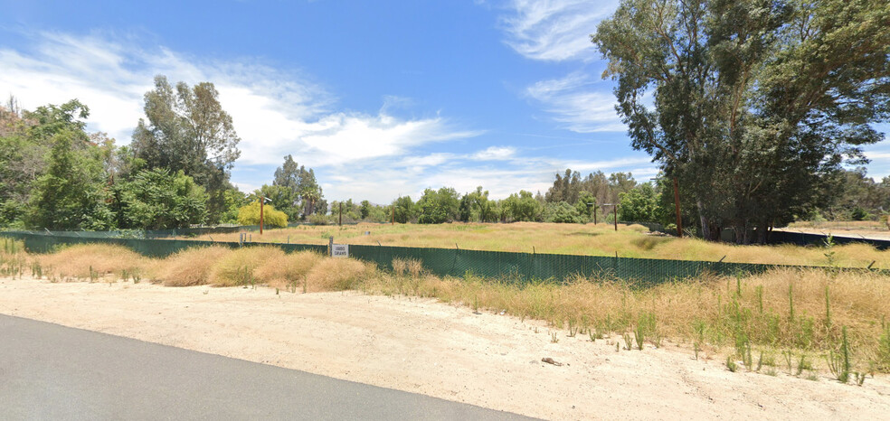 Grand Avenue Ave, Lake Elsinore, CA en venta - Foto del edificio - Imagen 3 de 3