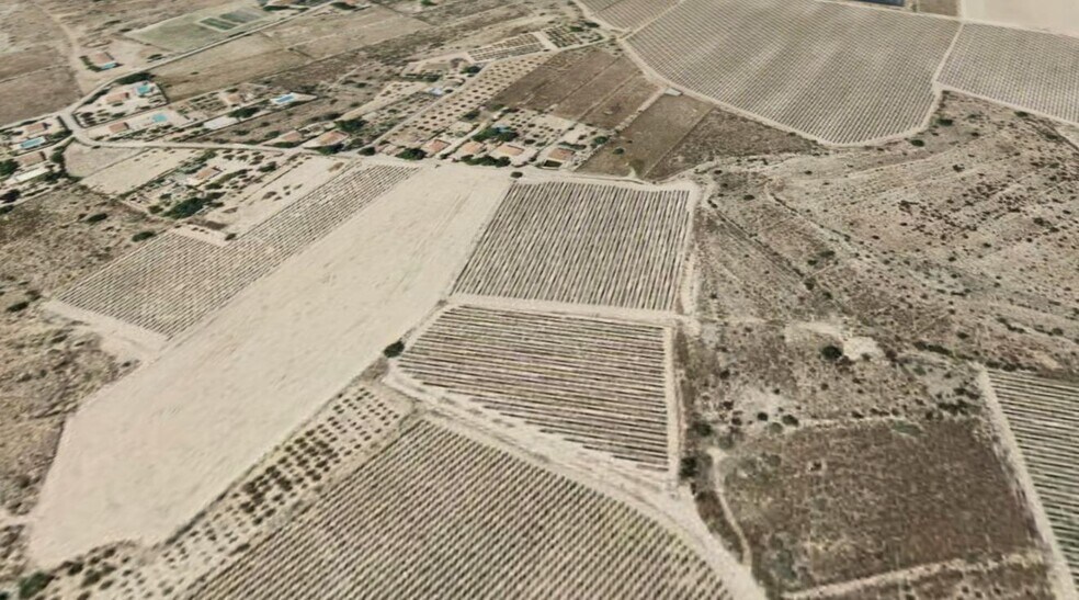 Terreno en Novelda, Alicante en venta - Vista aérea - Imagen 1 de 2
