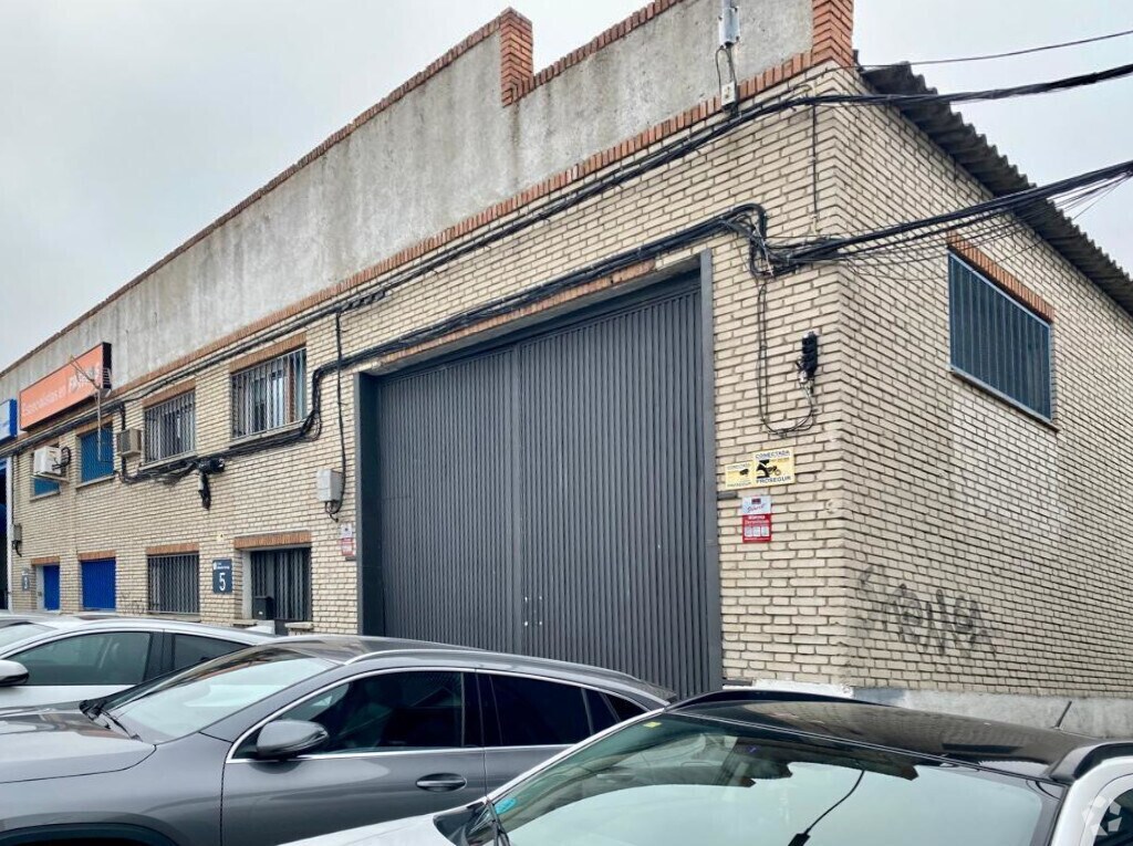 Nave en Fuenlabrada, Madrid en venta Foto principal- Imagen 1 de 1