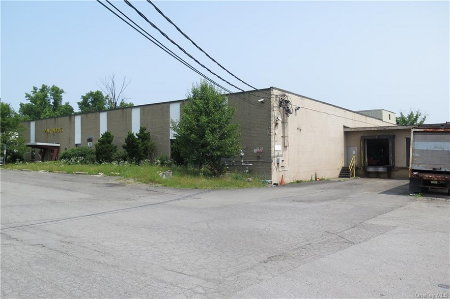 110 Corporate Dr, New Windsor, NY en alquiler - Foto principal - Imagen 1 de 10