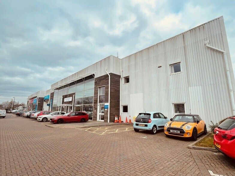 8A-8F Fratton Way, Southsea en alquiler - Foto del edificio - Imagen 2 de 15