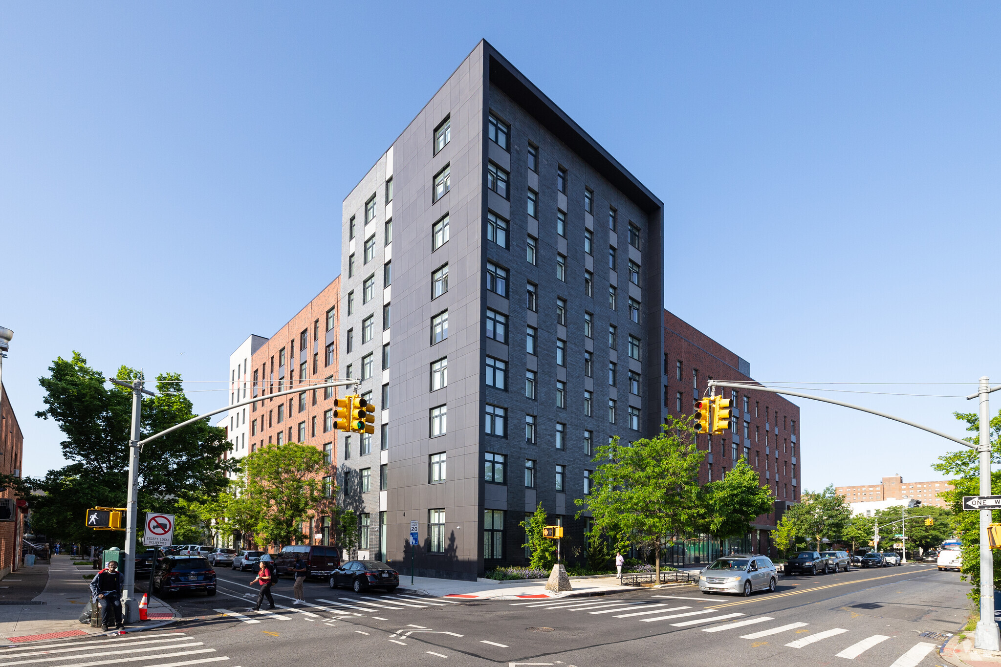 504 Sutter Ave, Brooklyn, NY en alquiler Foto principal- Imagen 1 de 5