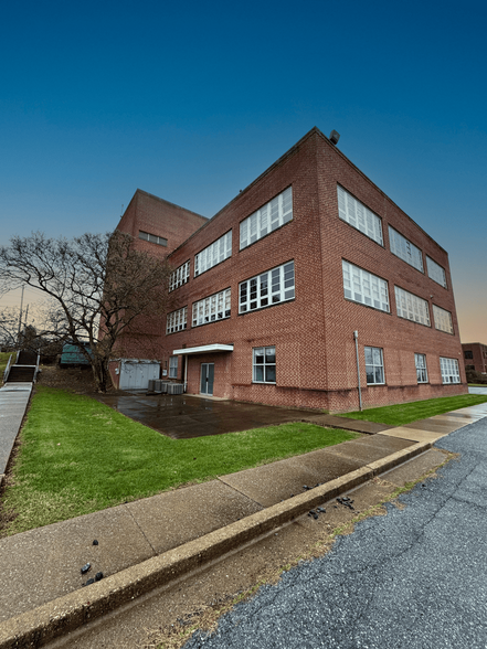 2150 Herr St, Harrisburg, PA en venta - Foto del edificio - Imagen 2 de 7