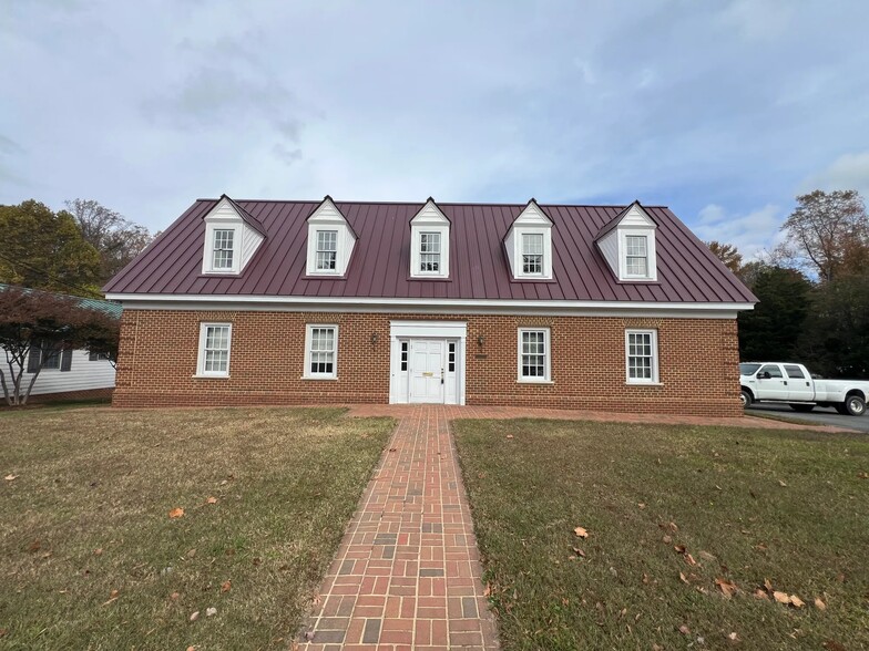 15885 Kings Hwy, Montross, VA en venta - Foto del edificio - Imagen 1 de 22