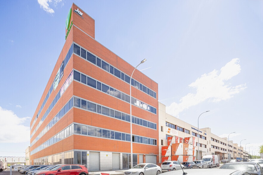 Calle de Mario Roso de Luna, 29, Madrid, Madrid en venta - Foto principal - Imagen 1 de 5