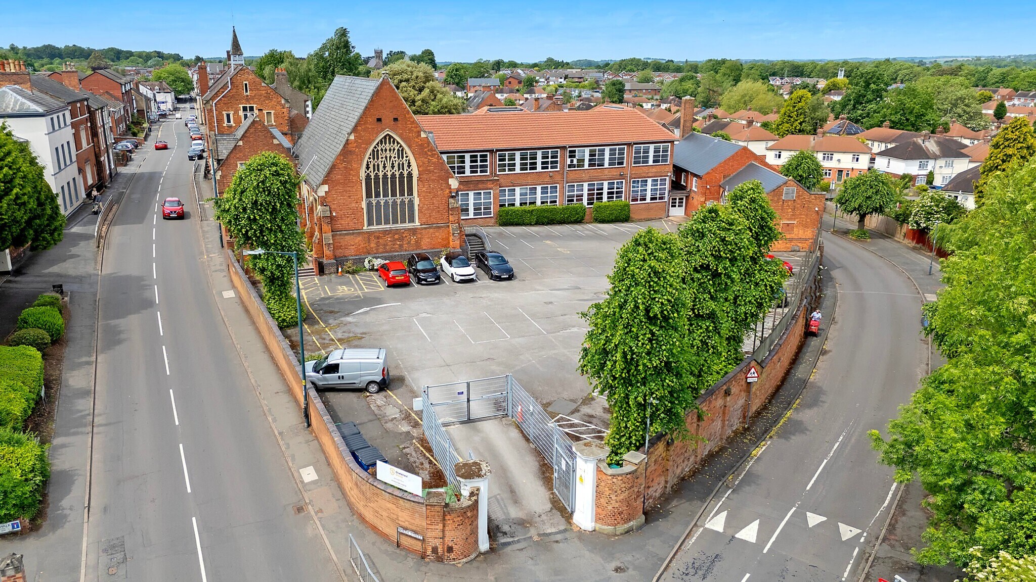 212 Long St, Atherstone en venta Foto principal- Imagen 1 de 2