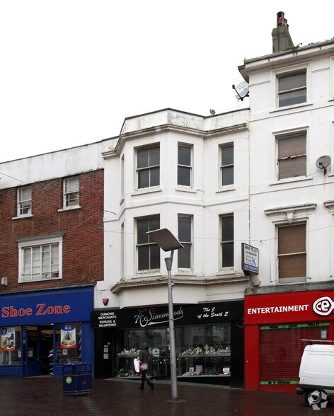 34 Sandgate Rd, Folkestone en venta - Foto del edificio - Imagen 2 de 4