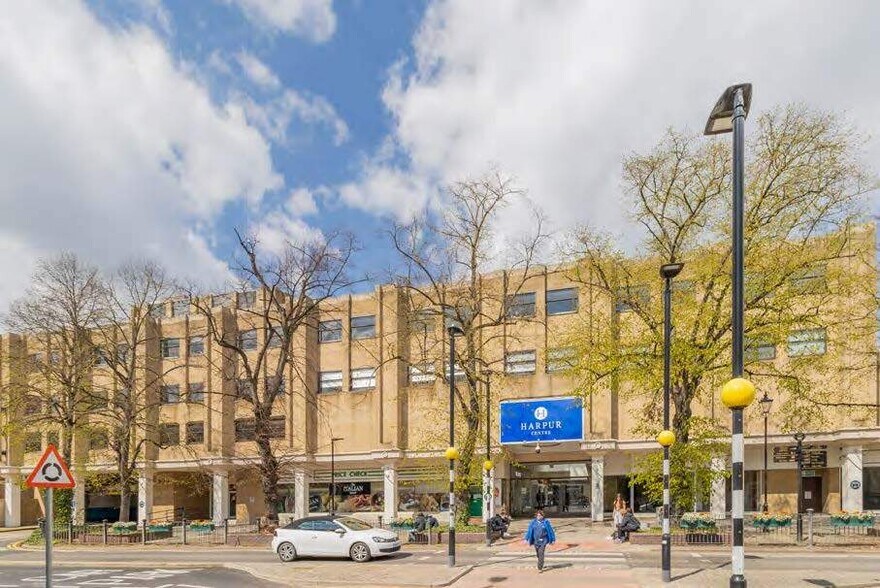 Horne Ln, Bedford en venta - Foto del edificio - Imagen 1 de 2