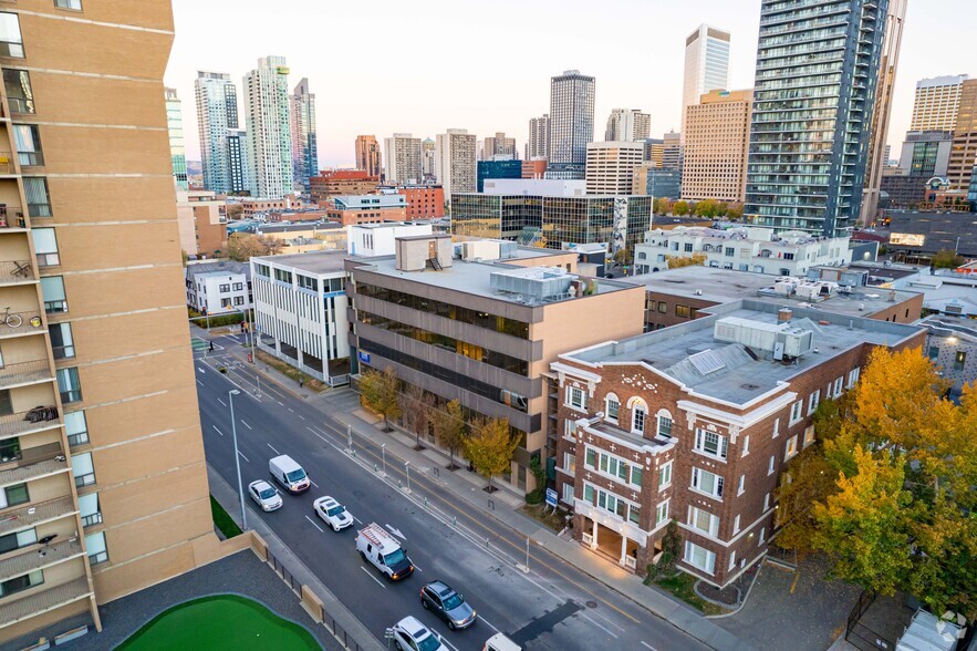 628 12th Ave SW, Calgary, AB en alquiler - Vista aérea - Imagen 3 de 5