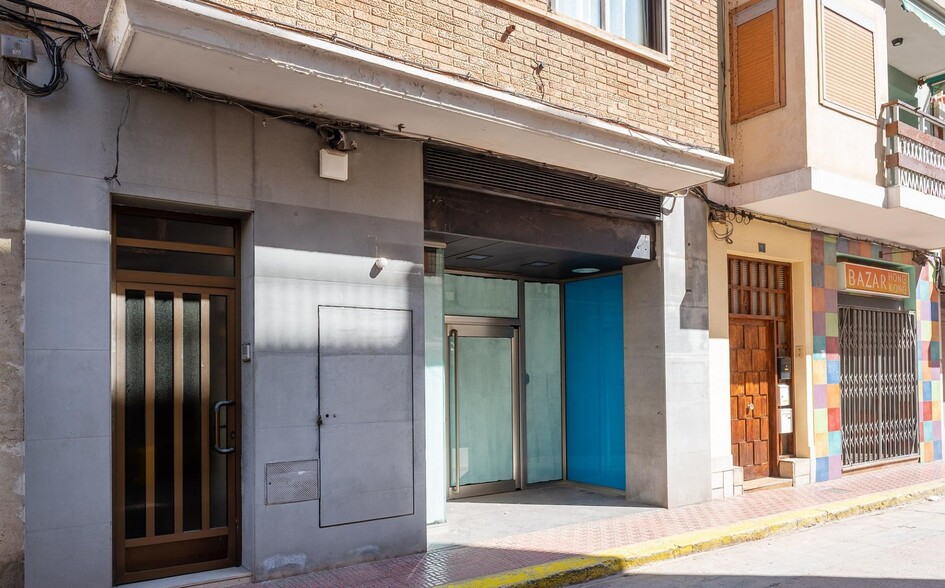 Local en Albalat de la Ribera en venta - Foto del edificio - Imagen 2 de 35
