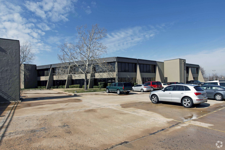 4334 NW Expressway St, Oklahoma City, OK en venta - Foto del edificio - Imagen 3 de 20