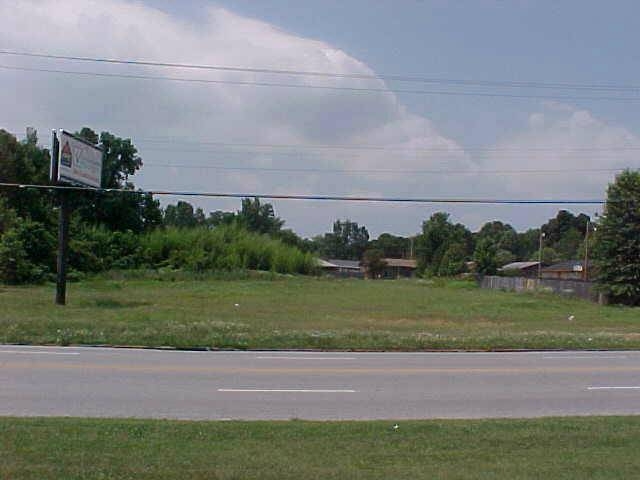 1001 Old Hickory Blvd, Jackson, TN en venta - Foto del edificio - Imagen 2 de 7