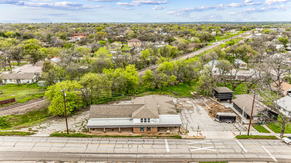 931 W Washington St, Stephenville, TX en venta - Foto del edificio - Imagen 3 de 25