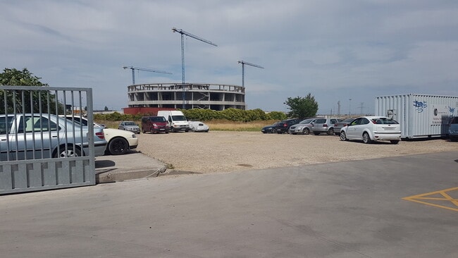 Más detalles de Calle Real, 1, Torrejón de la Calzada - Terreno en venta