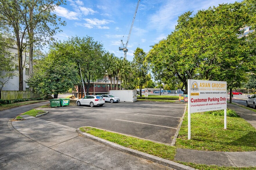 579 Coronation Dr, Toowong en alquiler - Foto del edificio - Imagen 2 de 4