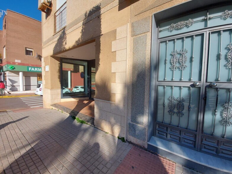 Local en El Ejido, Almería en venta - Foto del edificio - Imagen 2 de 13