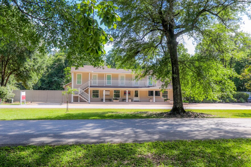 1710 Roman Forest Blvd, New Caney, TX en venta - Foto del edificio - Imagen 2 de 61