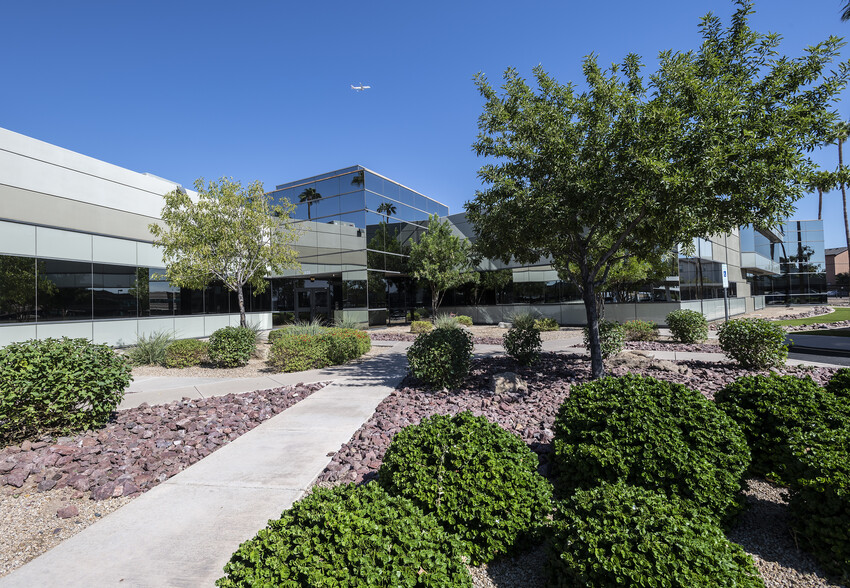 1920 W University Dr, Tempe, AZ en alquiler - Foto del edificio - Imagen 2 de 8