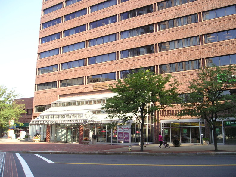 1441 Main St, Springfield, MA en alquiler - Foto del edificio - Imagen 2 de 11