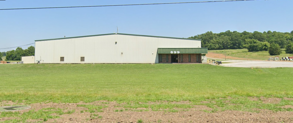 899 Industrial Dr, Lewisburg, TN en alquiler - Foto del edificio - Imagen 2 de 13