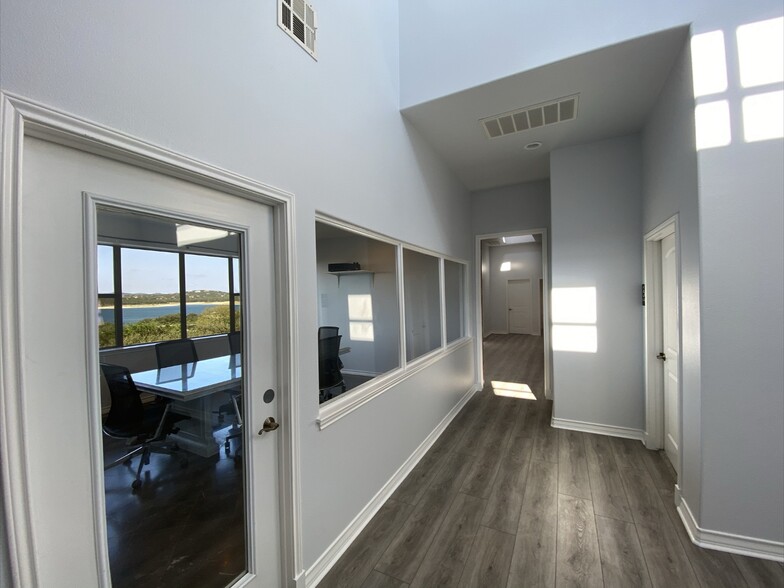 16201 Dodd St, Volente, TX en alquiler - Foto del interior - Imagen 3 de 30