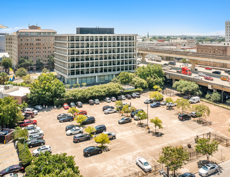 1055 Saint Charles Ave, New Orleans, LA en venta - Foto del edificio - Imagen 1 de 9