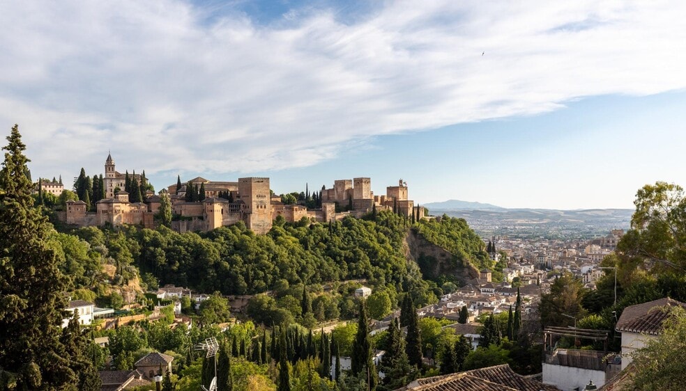 Calle Santo Sepulcro del Sacromonte, Granada, Granada en venta - Foto del edificio - Imagen 2 de 17