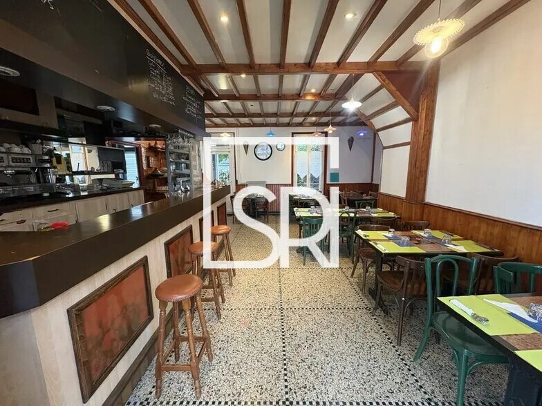 Local en Clermont-Ferrand en venta - Foto del edificio - Imagen 2 de 12