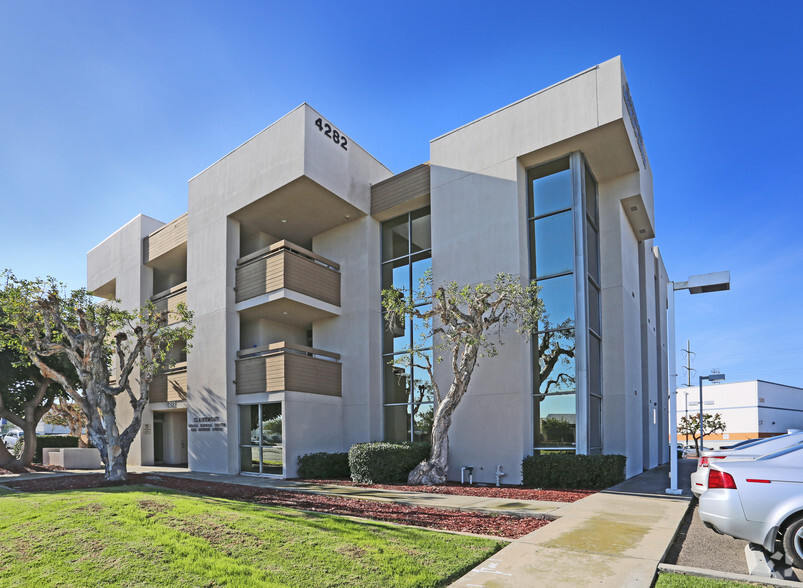 4282 Genesee Ave, San Diego, CA en alquiler - Foto del edificio - Imagen 3 de 5