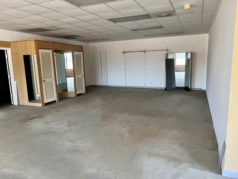 4073 Highway 51 S, Senatobia, MS en alquiler - Foto del interior - Imagen 2 de 6