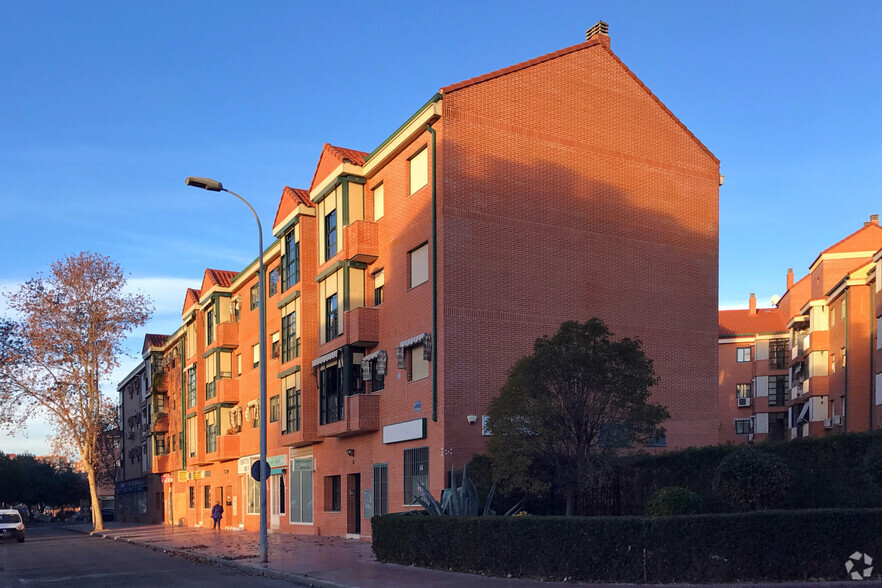 Calle Serracines, 4, Alcalá De Henares, Madrid en venta - Foto principal - Imagen 1 de 3